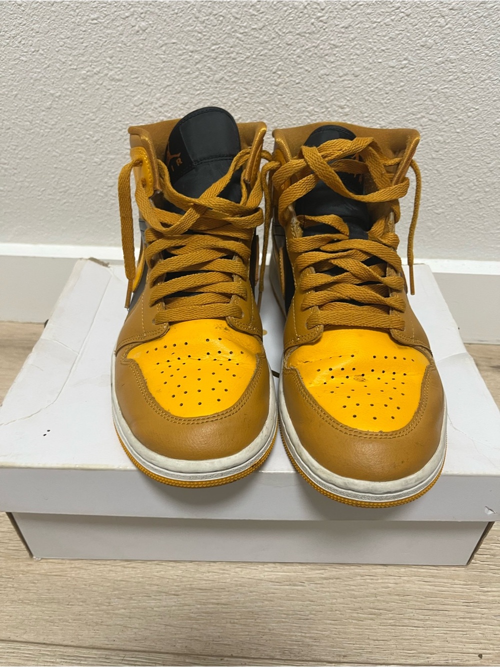 Men's High-Top Sneakers in Mustard Yellow